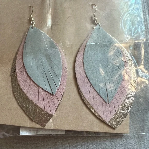 Noonday Collection blush feathered fringe earrings. NEW! - Picture 4 of 4